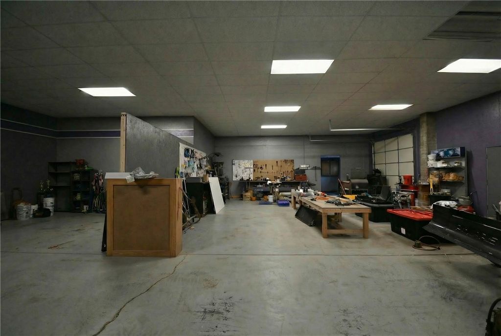 822 N Sargent, Glendive, MT 59330 photo 28