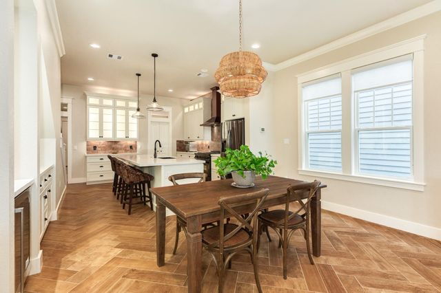 2308 Bernardo De Galvez, Galveston, TX 77550