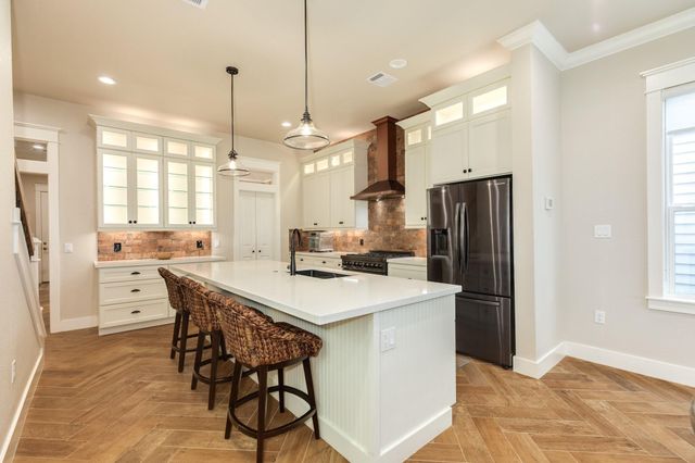 2308 Bernardo De Galvez, Galveston, TX 77550