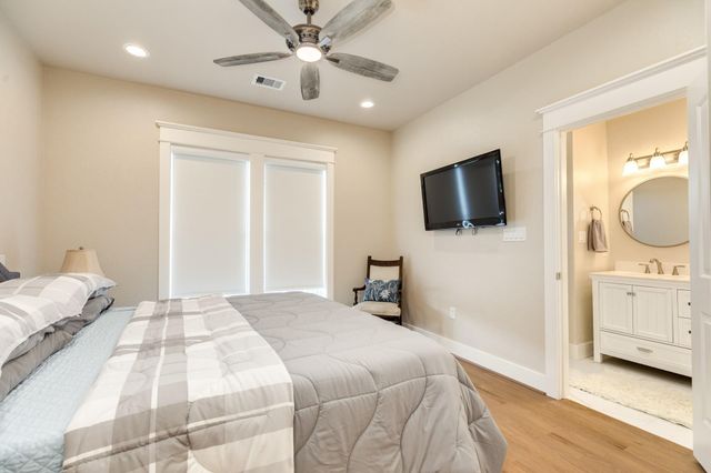 2308 Bernardo De Galvez, Galveston, TX 77550