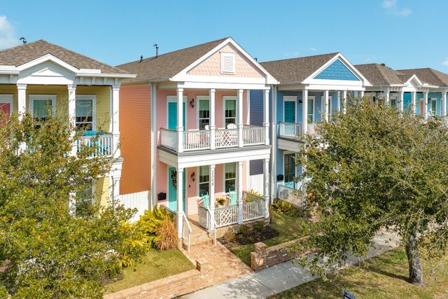 2308 Bernardo De Galvez, Galveston, TX 77550