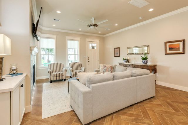 2308 Bernardo De Galvez, Galveston, TX 77550