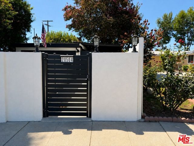 20504 Hamlin, Winnetka (los Angeles), CA 91306