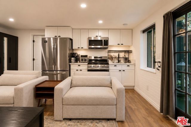 20504 Hamlin, Winnetka (los Angeles), CA 91306