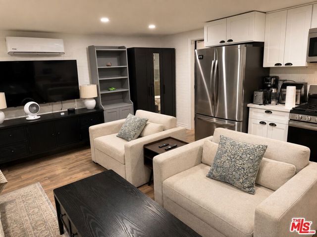 20504 Hamlin, Winnetka (los Angeles), CA 91306