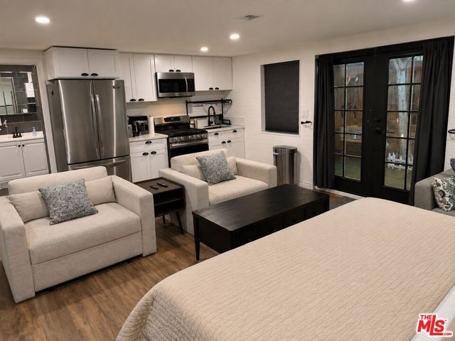 20504 Hamlin, Winnetka (los Angeles), CA 91306