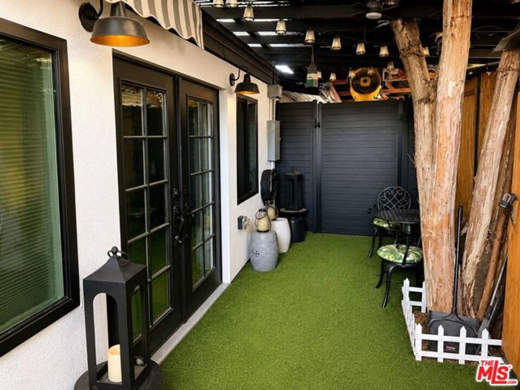 20504 Hamlin, Winnetka (los Angeles), CA 91306