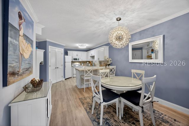 10 Lemoyne Ave Apt 212, Hilton Head Island, SC 29928