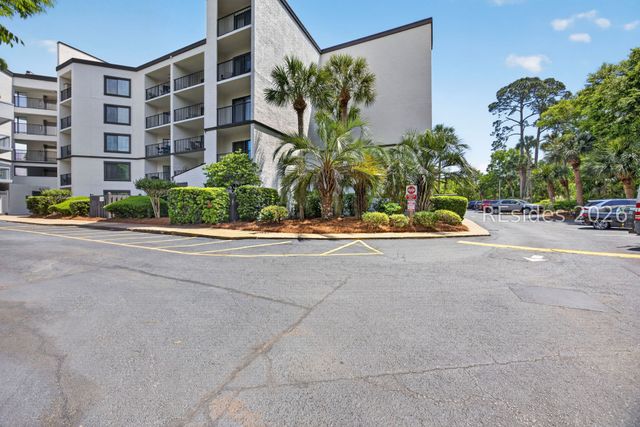 10 Lemoyne Ave Apt 212, Hilton Head Island, SC 29928
