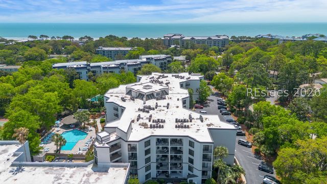 10 Lemoyne Ave Apt 212, Hilton Head Island, SC 29928