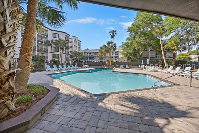 10 Lemoyne Ave Apt 212, Hilton Head Island, SC 29928