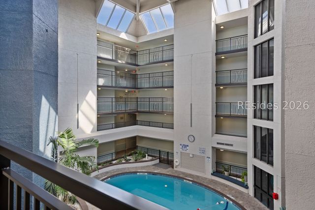 10 Lemoyne Ave Apt 212, Hilton Head Island, SC 29928
