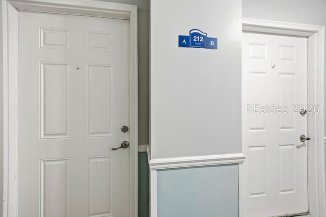 10 Lemoyne Ave Apt 212, Hilton Head Island, SC 29928