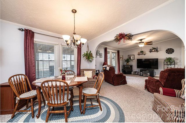 5876 Leil Road, Hickory, NC 28602