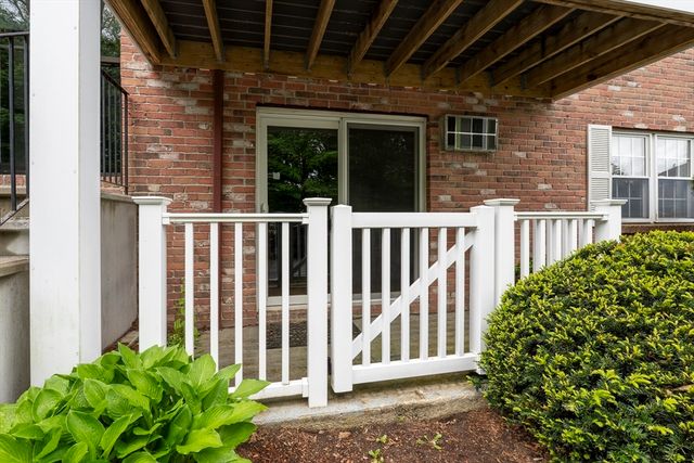 7 Karen Circle 2A, Billerica, MA 01821