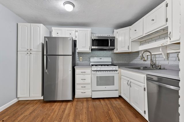 7 Karen Circle 2A, Billerica, MA 01821