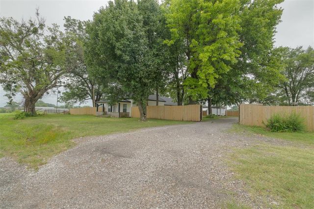 632 E Center Road, Washington, OK 73093