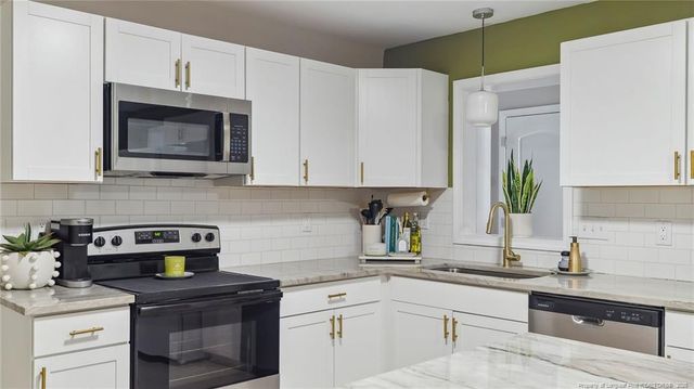 3102 Ansley Court, Hope Mills, NC 28348