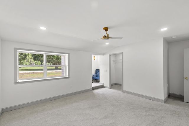 1023 Hinton Waters Ave., Midland City, AL 36350