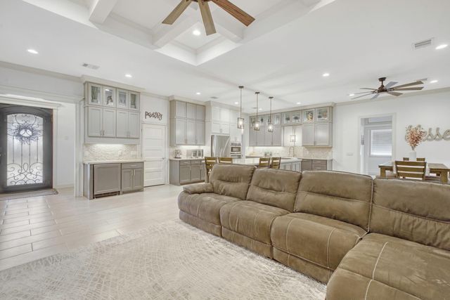 5792 Andert Road, Bryan, TX 77808