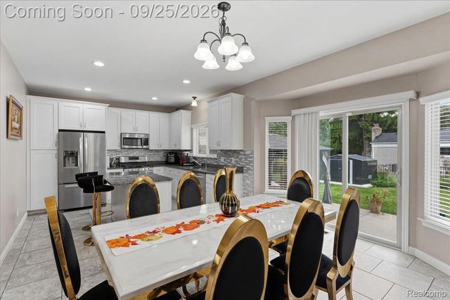 5504 Caden Court, Sterling Heights, MI 48310