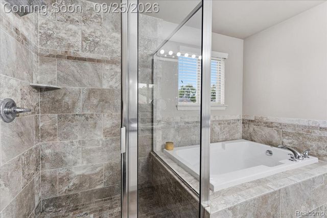 5504 Caden Court, Sterling Heights, MI 48310