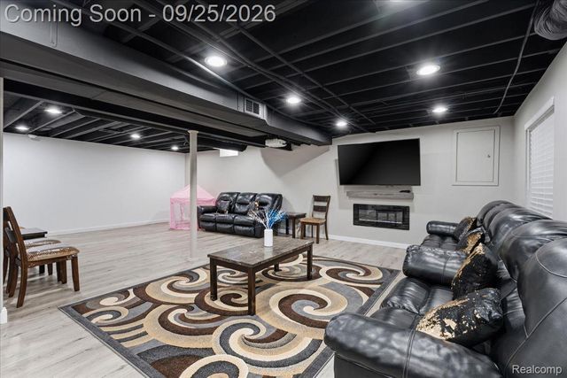 5504 Caden Court, Sterling Heights, MI 48310