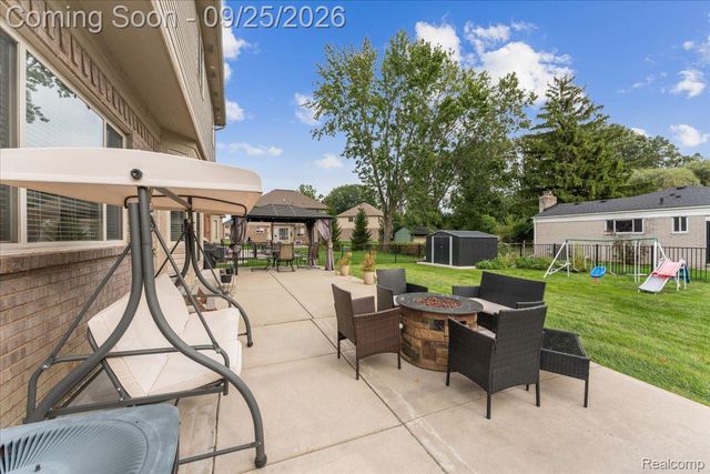 5504 Caden Court, Sterling Heights, MI 48310
