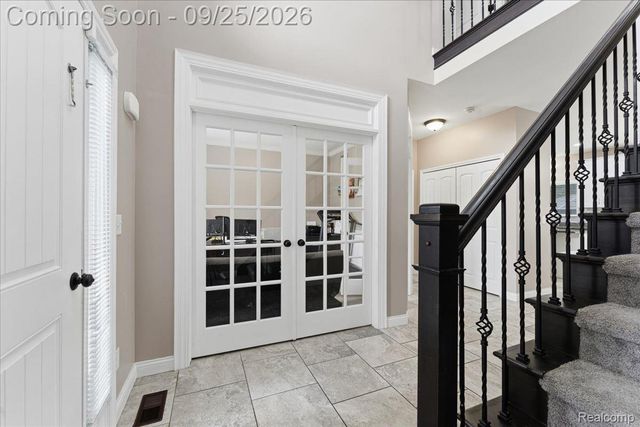 5504 Caden Court, Sterling Heights, MI 48310