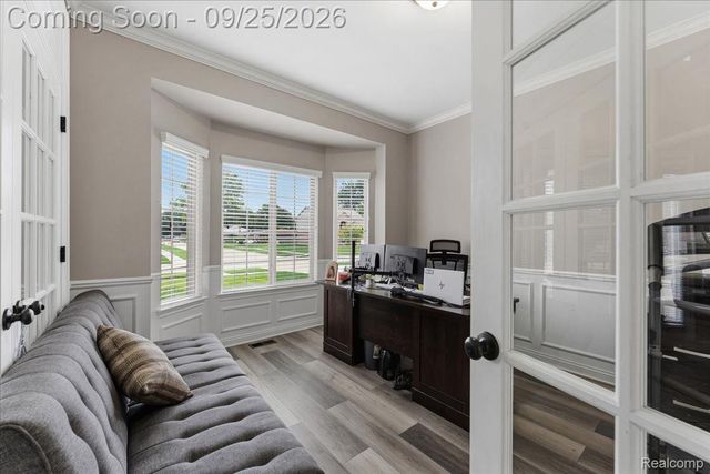 5504 Caden Court, Sterling Heights, MI 48310