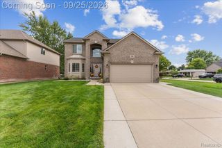 5504 Caden Court, Sterling Heights, MI 48310