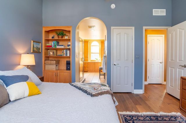 737 E Moss Creek Circle, Bloomington, IN 47401