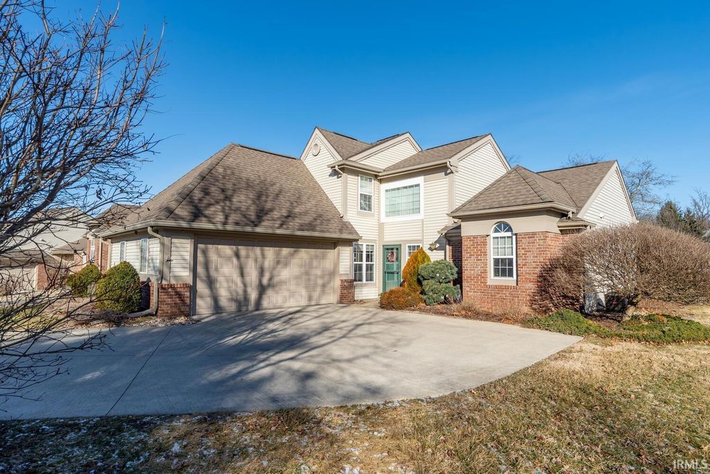 737 E Moss Creek Circle, Bloomington, IN 47401