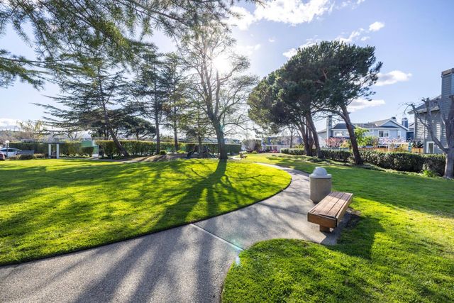 290 Billingsgate, Foster City, CA 94404