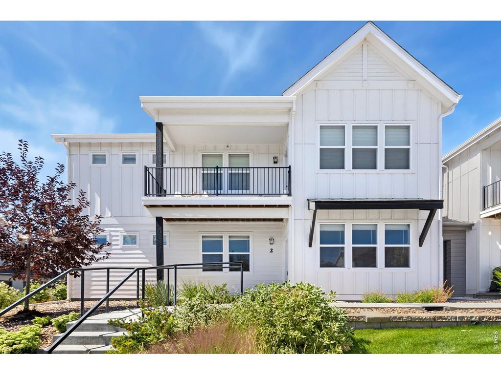 2102 Setting Sun Dr 2, Windsor, CO 80550