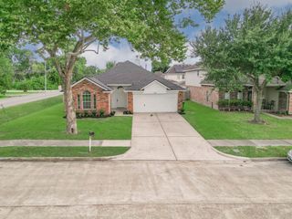 946 Chad, Baytown, TX 77521