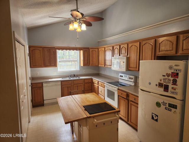 13 Wellena Court, Beaufort, SC 29906