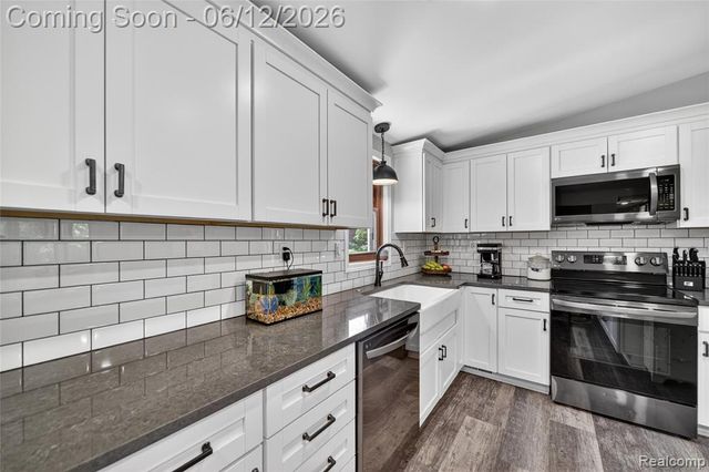 13635 Unadilla Road, Gregory, MI 48137