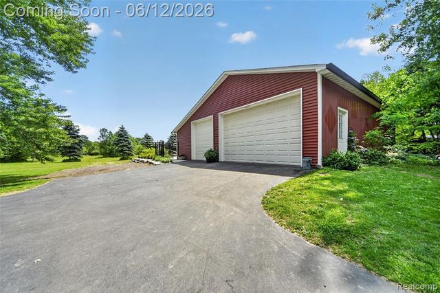 13635 Unadilla Road, Gregory, MI 48137