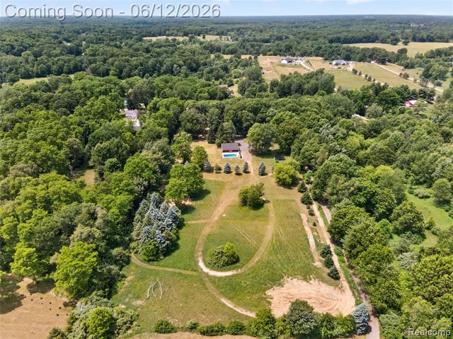 13635 Unadilla Road, Gregory, MI 48137
