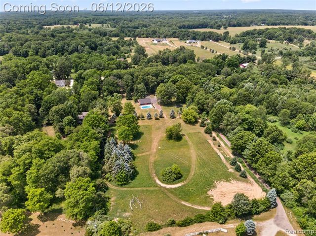 13635 Unadilla Road, Gregory, MI 48137
