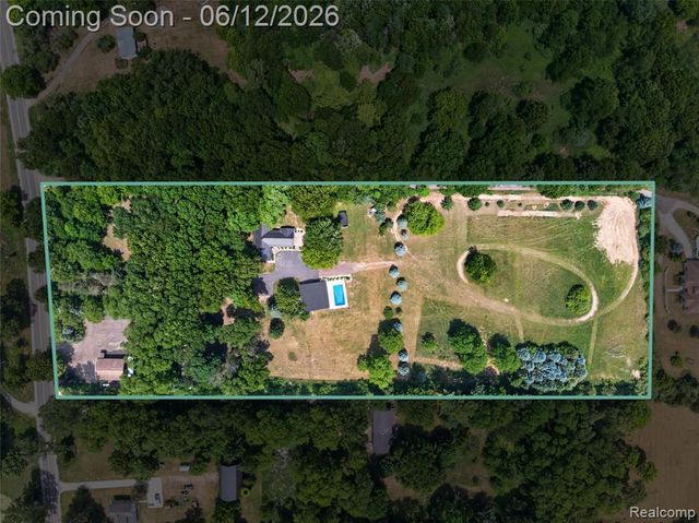 13635 Unadilla Road, Gregory, MI 48137