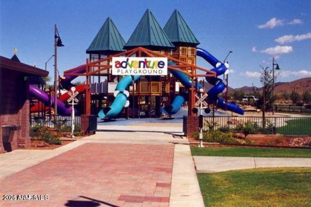 41025 N PRESTANCIA Drive, Phoenix, AZ 85086