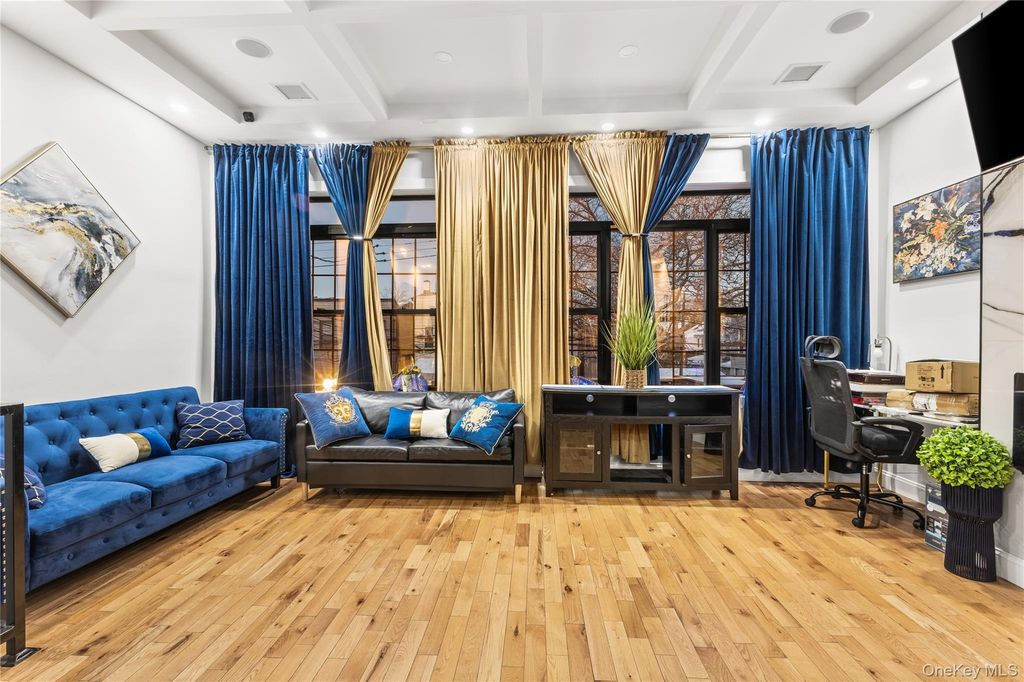 48 Essex Street 2, Brooklyn, NY 11208