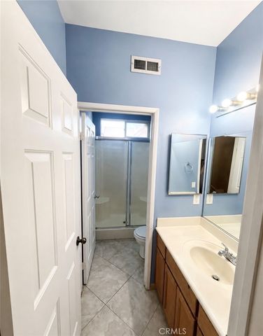 867 Billows Court, San Jacinto, CA 92582