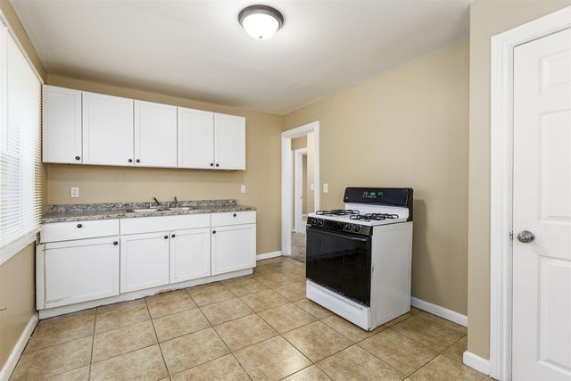 19607 Shields Street, Detroit, MI 48234