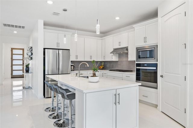 15162 CANOPY COVER DRIVE, Winter Garden, FL 34787