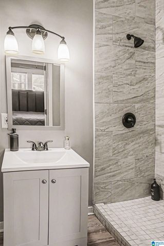 2028 28TH AVENUE N, Hueytown, AL 35023