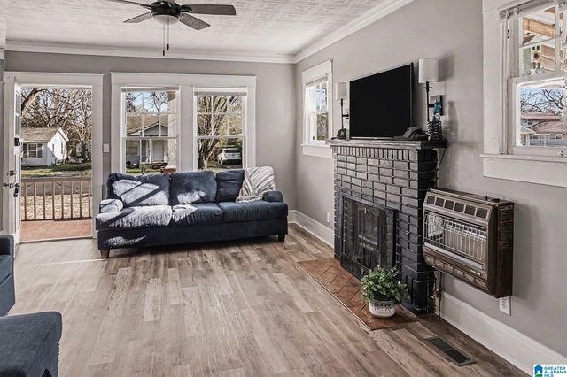 2028 28TH AVENUE N, Hueytown, AL 35023