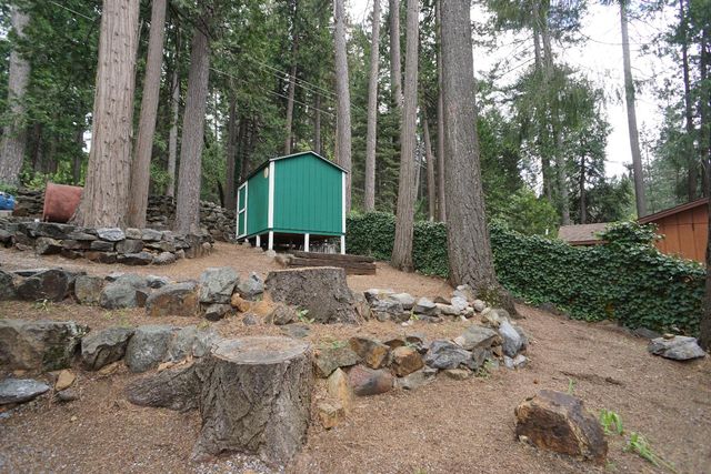 6830 Frontier Rd, Pollock Pines, CA 95726